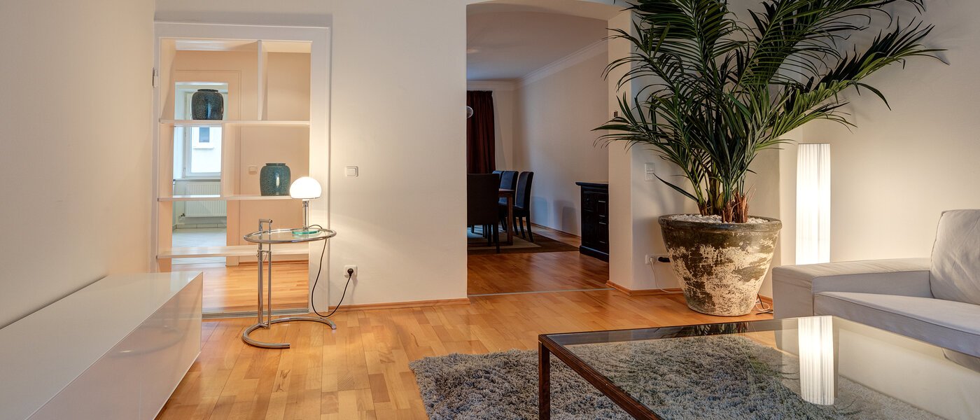 マンション München Lehel 04 リビングルーム 10694