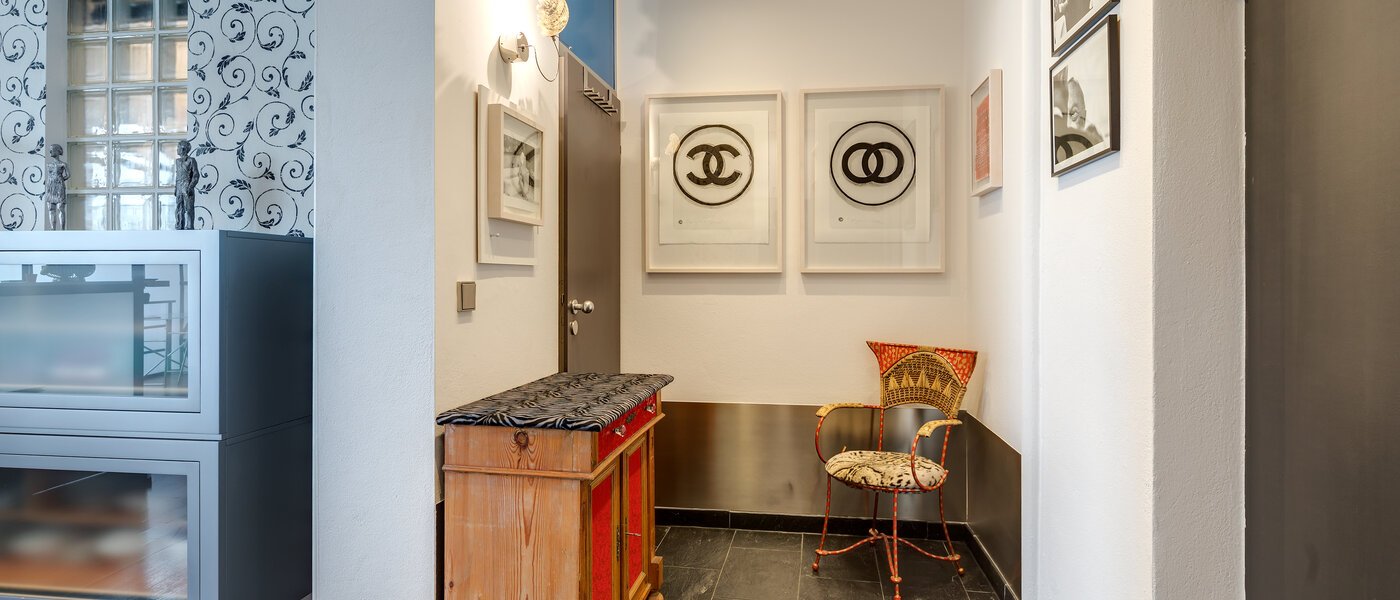 メゾネット・マンション（複数階にわたるマンション） München Isarvorstadt 01 玄関入り口 10712