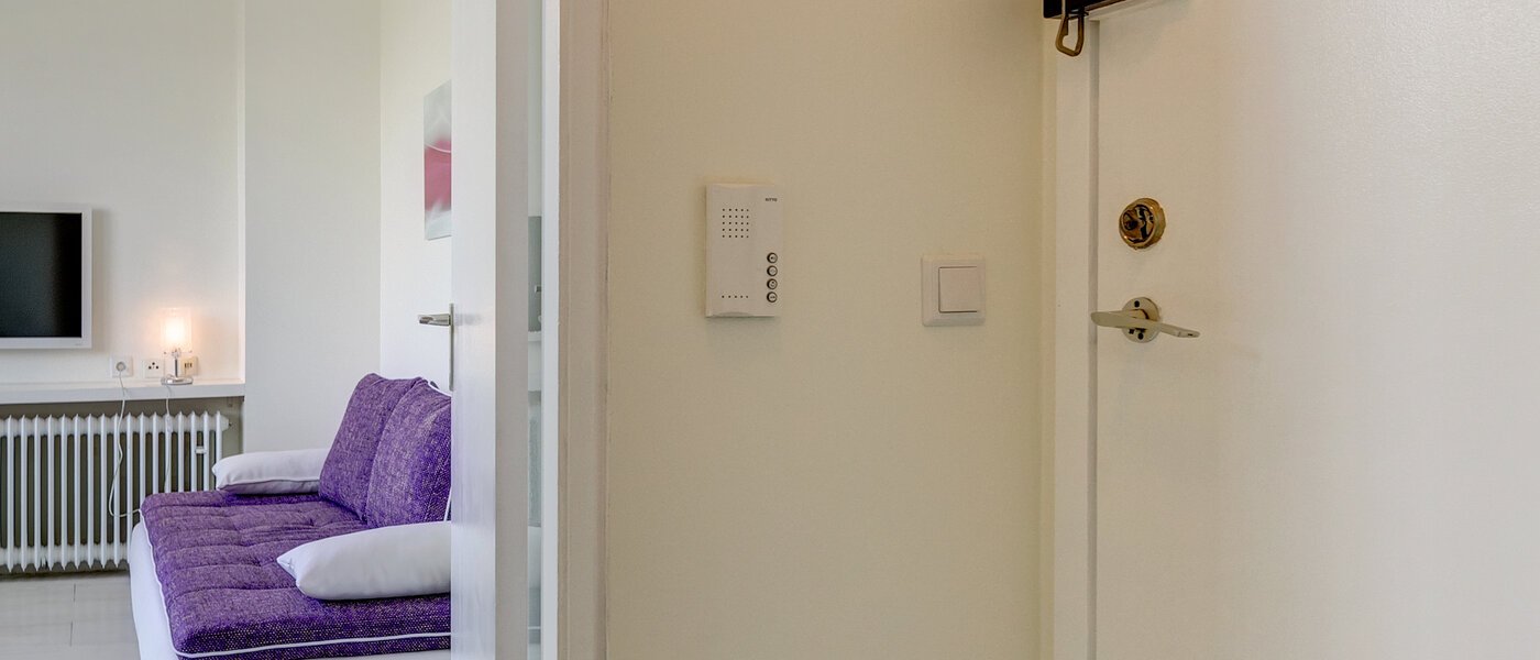 アパルトマン München Ramersdorf 01 玄関入り口 10733