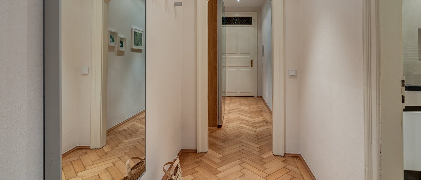 マンション München Lehel 01 玄関入り口 10748