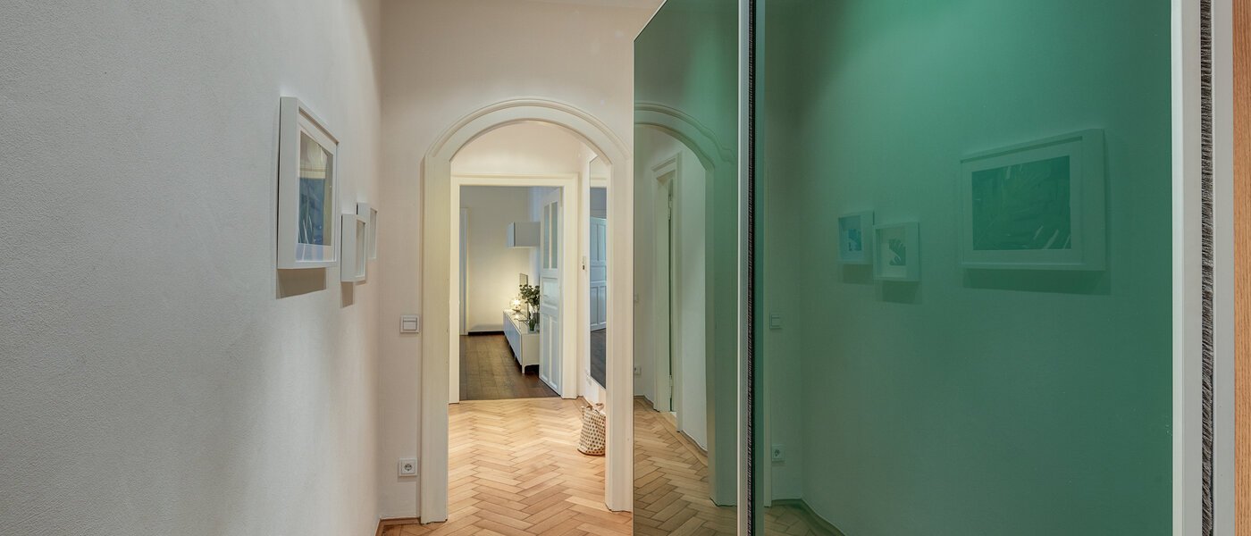 マンション München Lehel 03 玄関入り口 10748