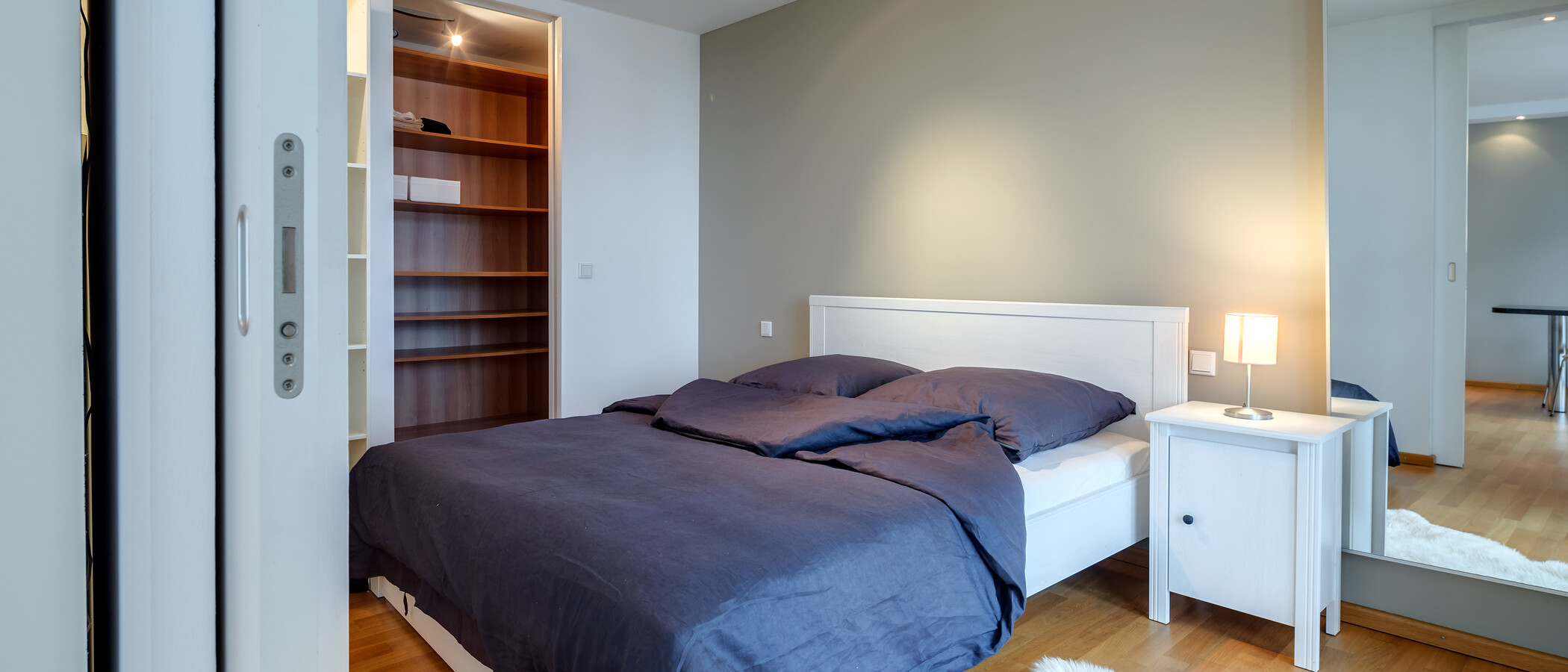 マンション München Maxvorstadt 02 寝室 10752