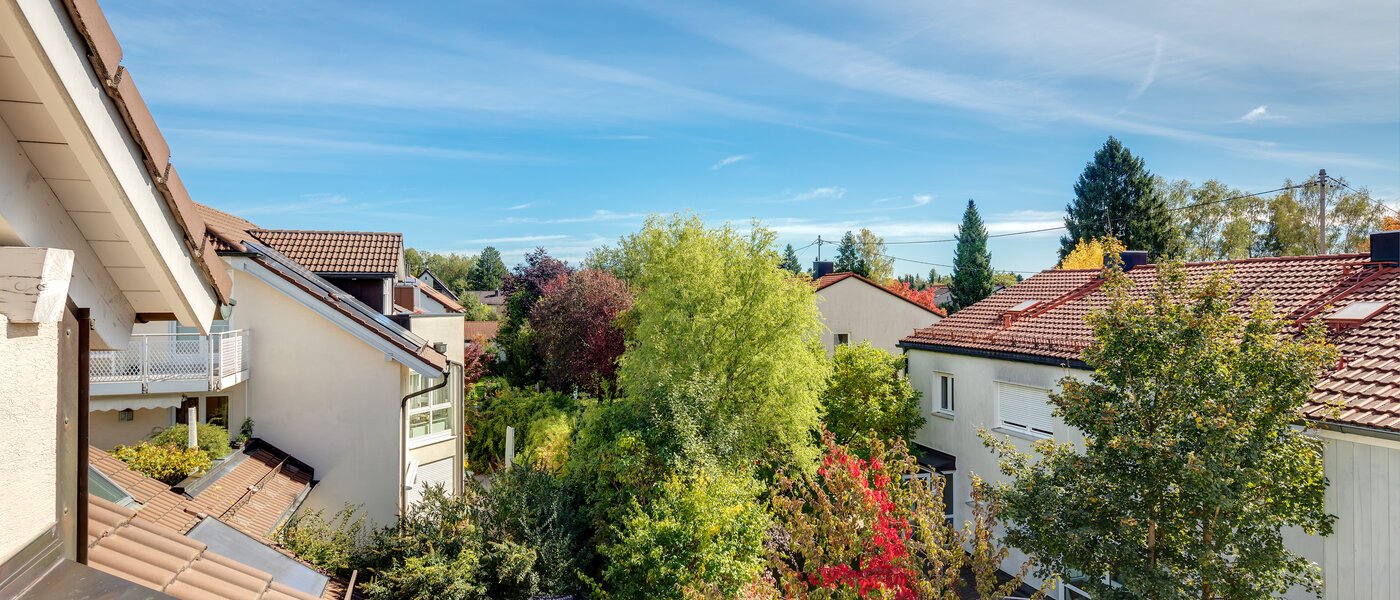 アティック・フラット（屋根裏） Neubiberg 02 物件からの眺め 10767