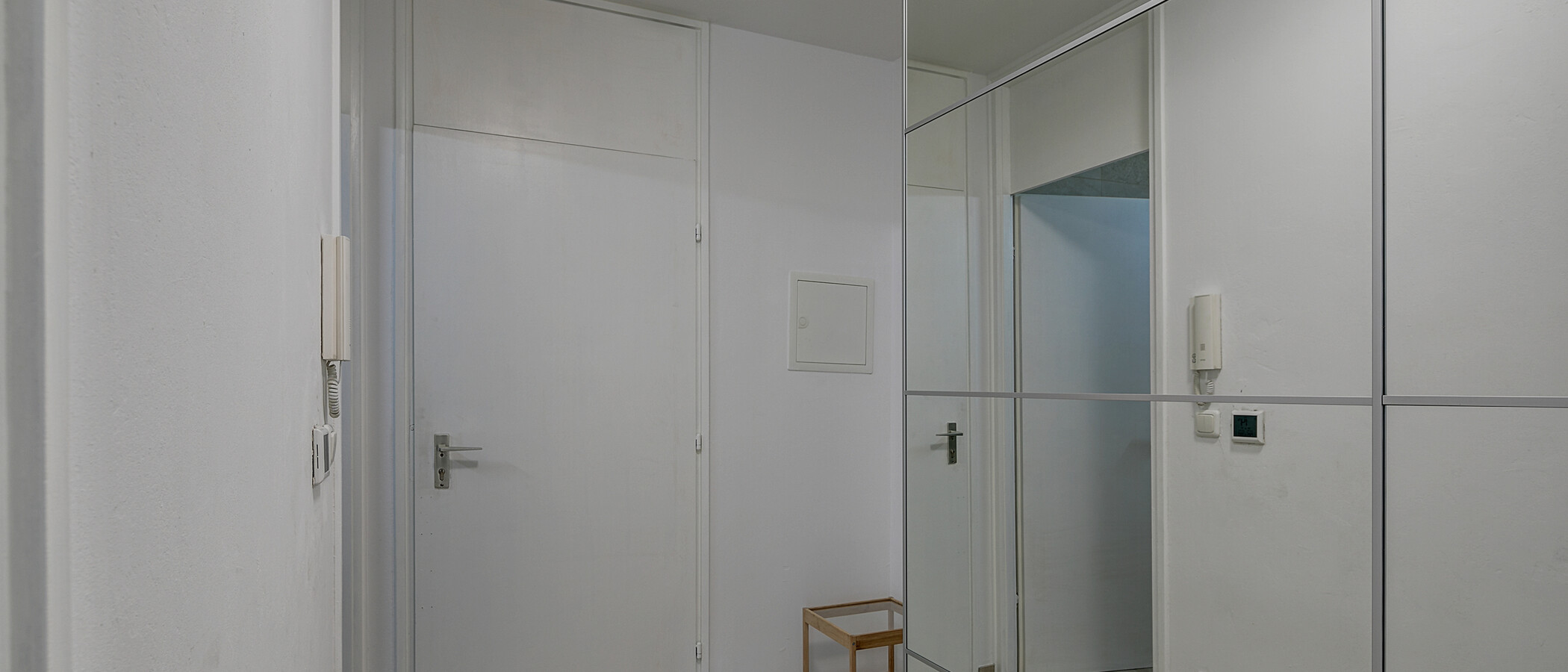 マンション München Neuhausen 02 玄関入り口 10774