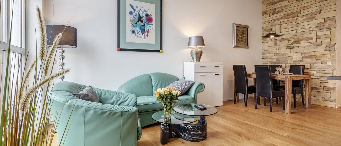 アティック・フラット（屋根裏） München Denning 05 リビングルーム 10809