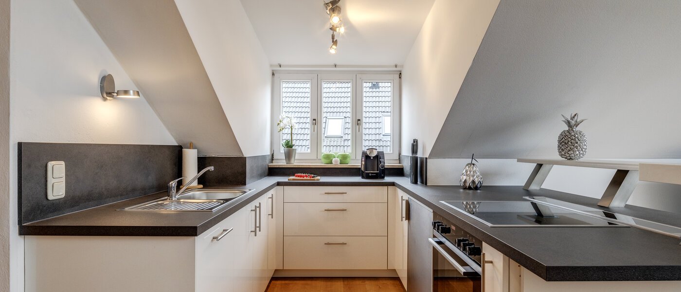 アティック・フラット（屋根裏） München Denning 01 キッチン 10809