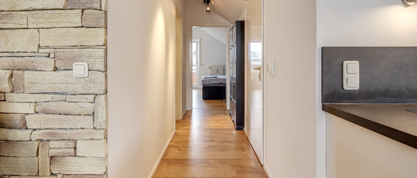 アティック・フラット（屋根裏） München Denning 02 玄関入り口 10809