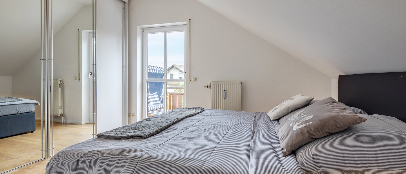 アティック・フラット（屋根裏） München Denning 01 寝室 10809