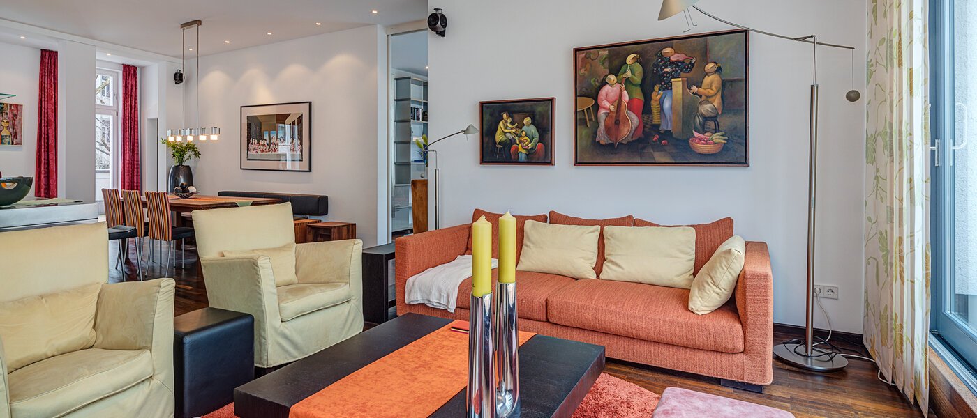 マンション München Bogenhausen 03 リビングルーム 10830