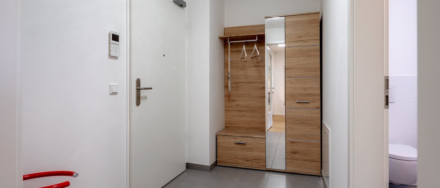 マンション München Parkstadt Bogenhausen 02 玄関入り口 10839