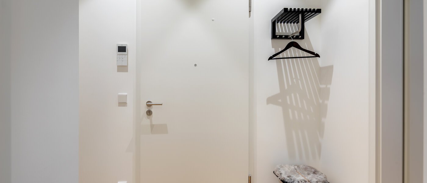 マンション München Maxvorstadt - Rund um den Josephplatz 02 玄関入り口 10848