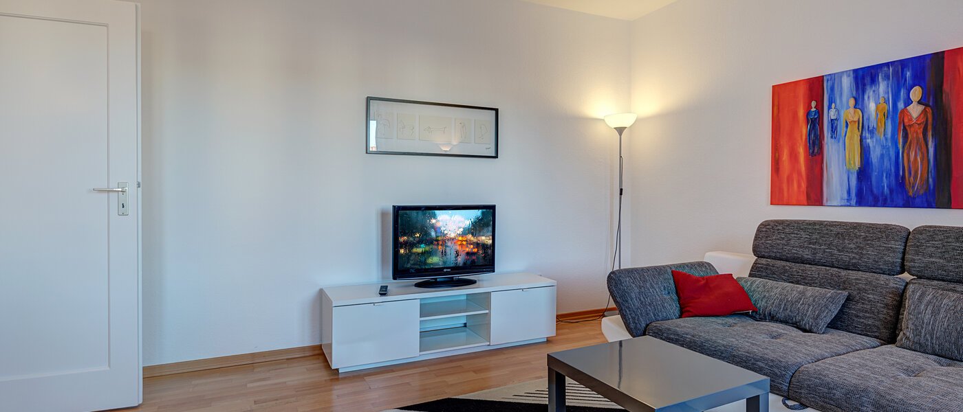 マンション München Schwabing (links der Leopoldstraße) 04 リビングルーム 10852