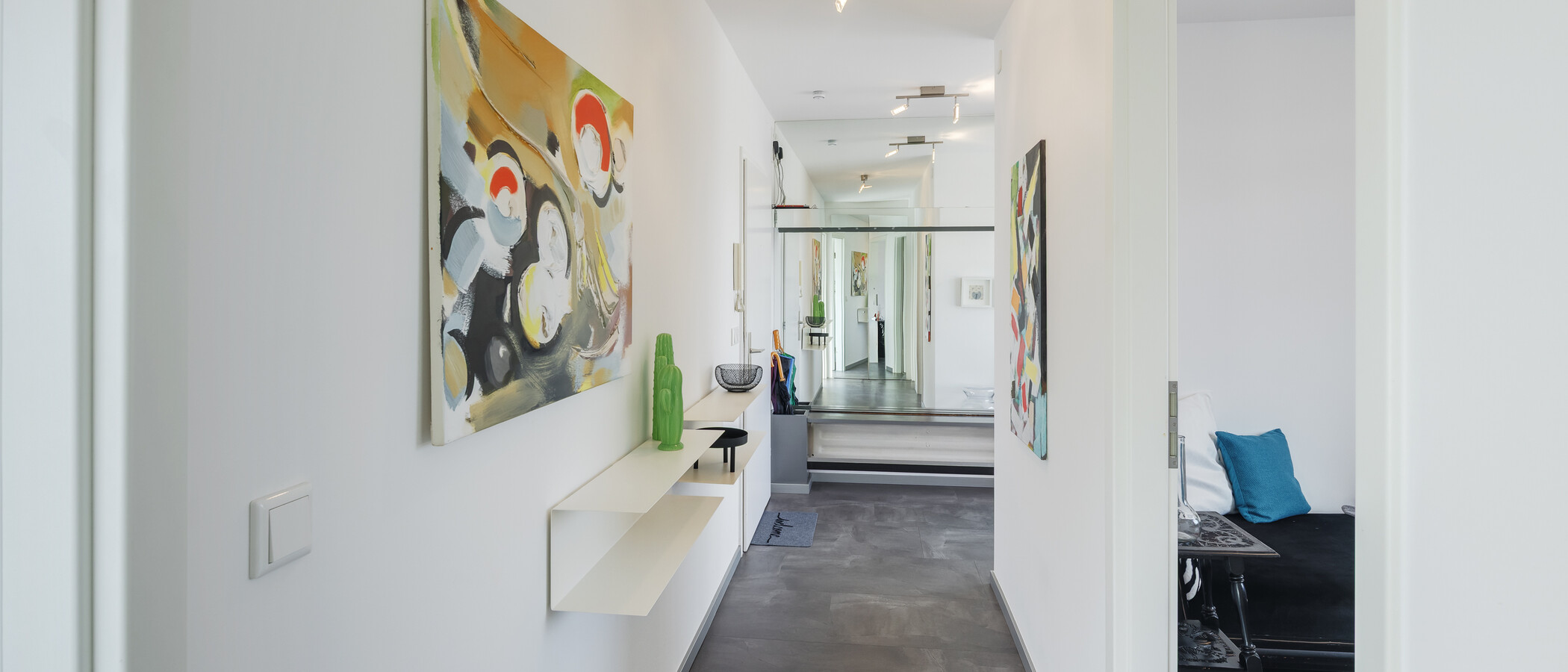マンション München Neuhausen 01 玄関入り口 10865
