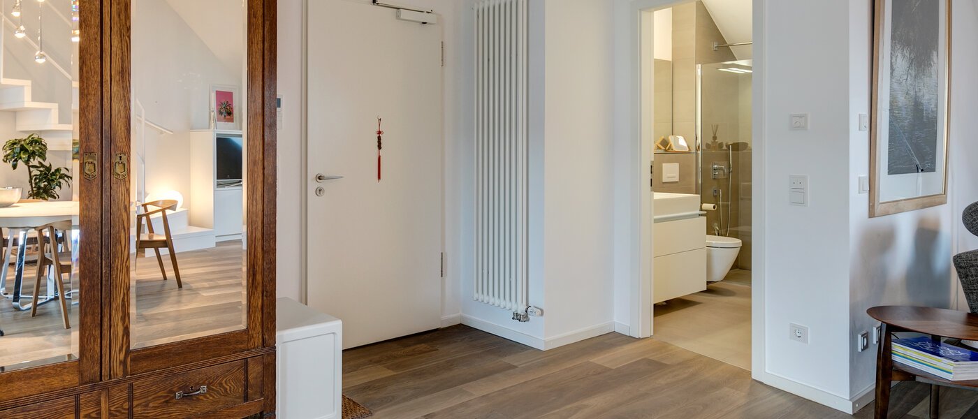 複層住宅 München Maxvorstadt 01 玄関入り口 10881