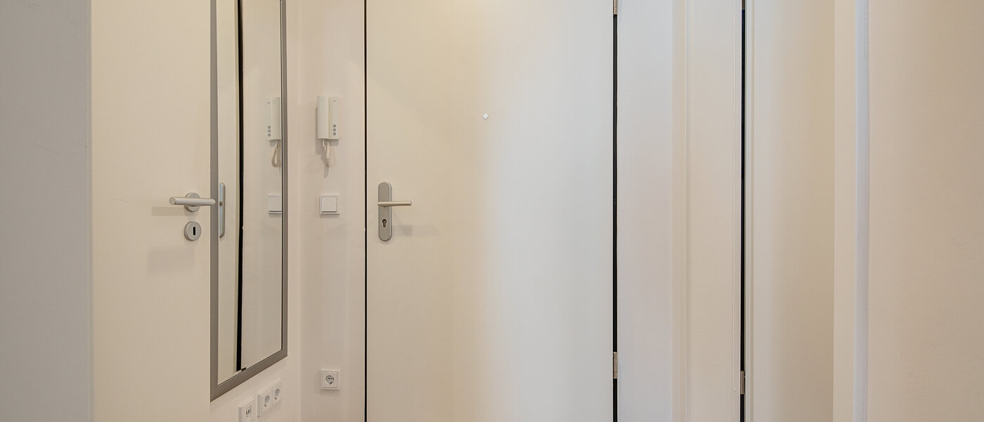 マンション München Pasing 03 玄関入り口 10885