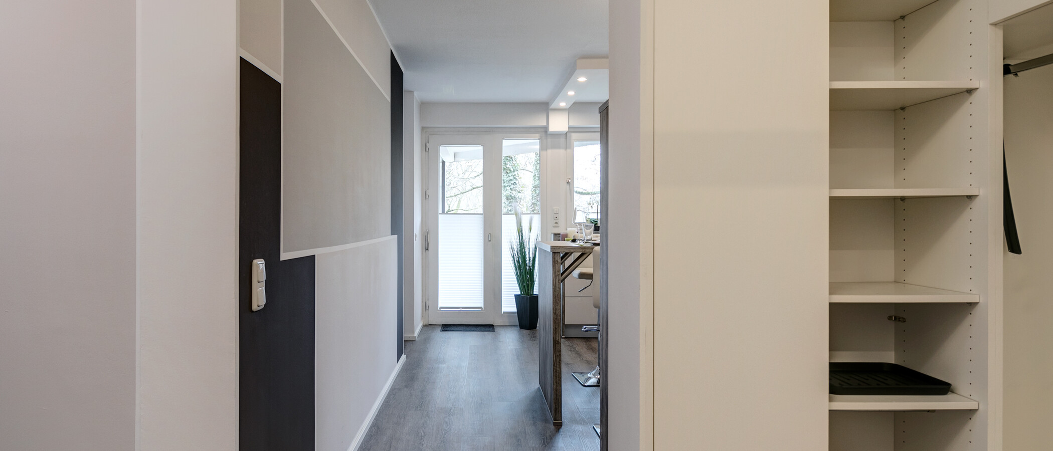 マンション München Schwabing (rechts der Leopoldstraße) 03 玄関入り口 10897