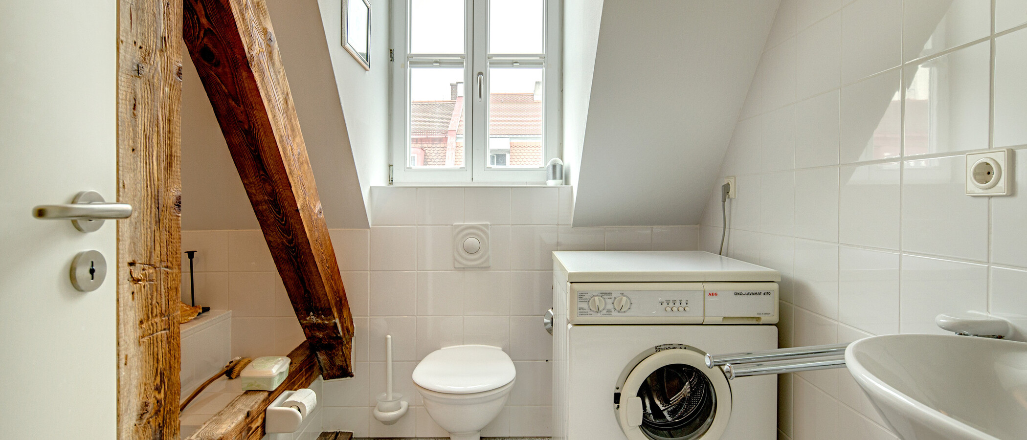 複層住宅 München Schwabing (links der Leopoldstraße) 02 浴室 1090