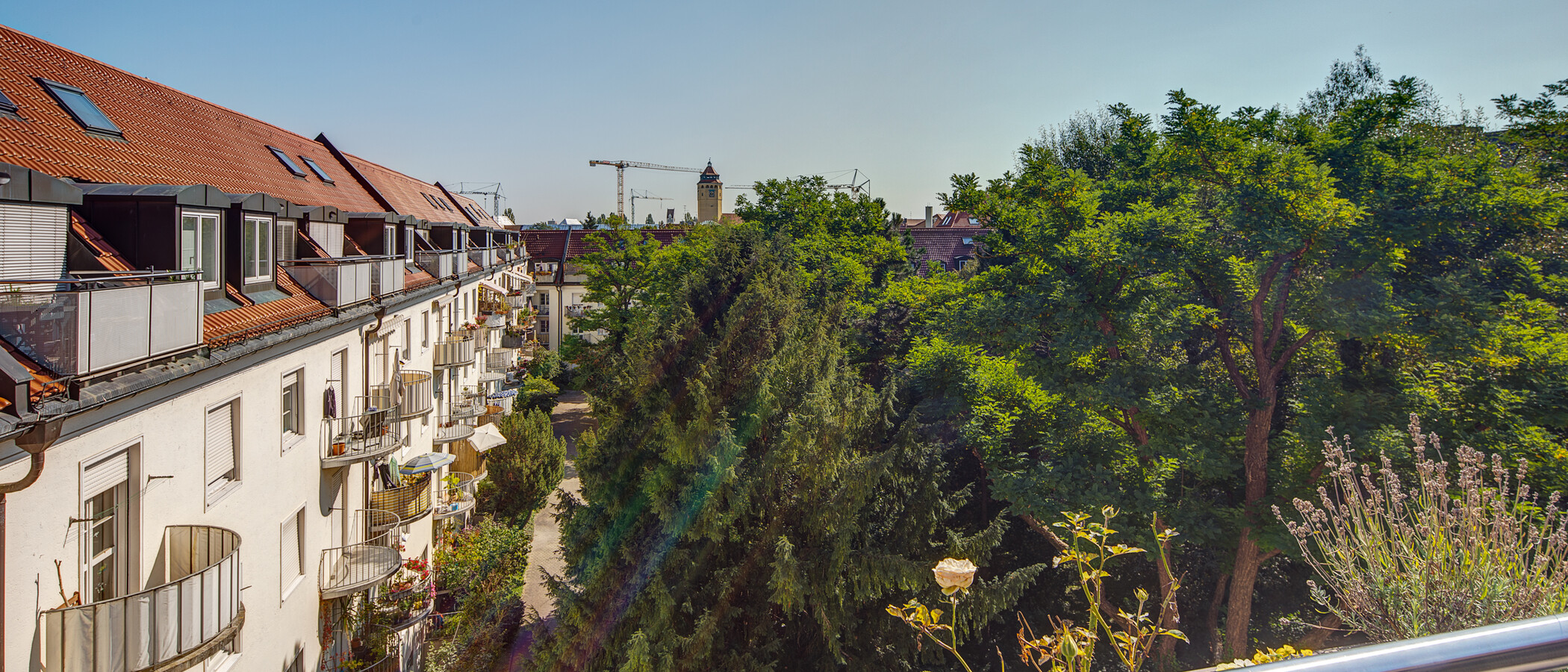 複層住宅 München Schwabing (links der Leopoldstraße) 01 物件からの眺め 1090