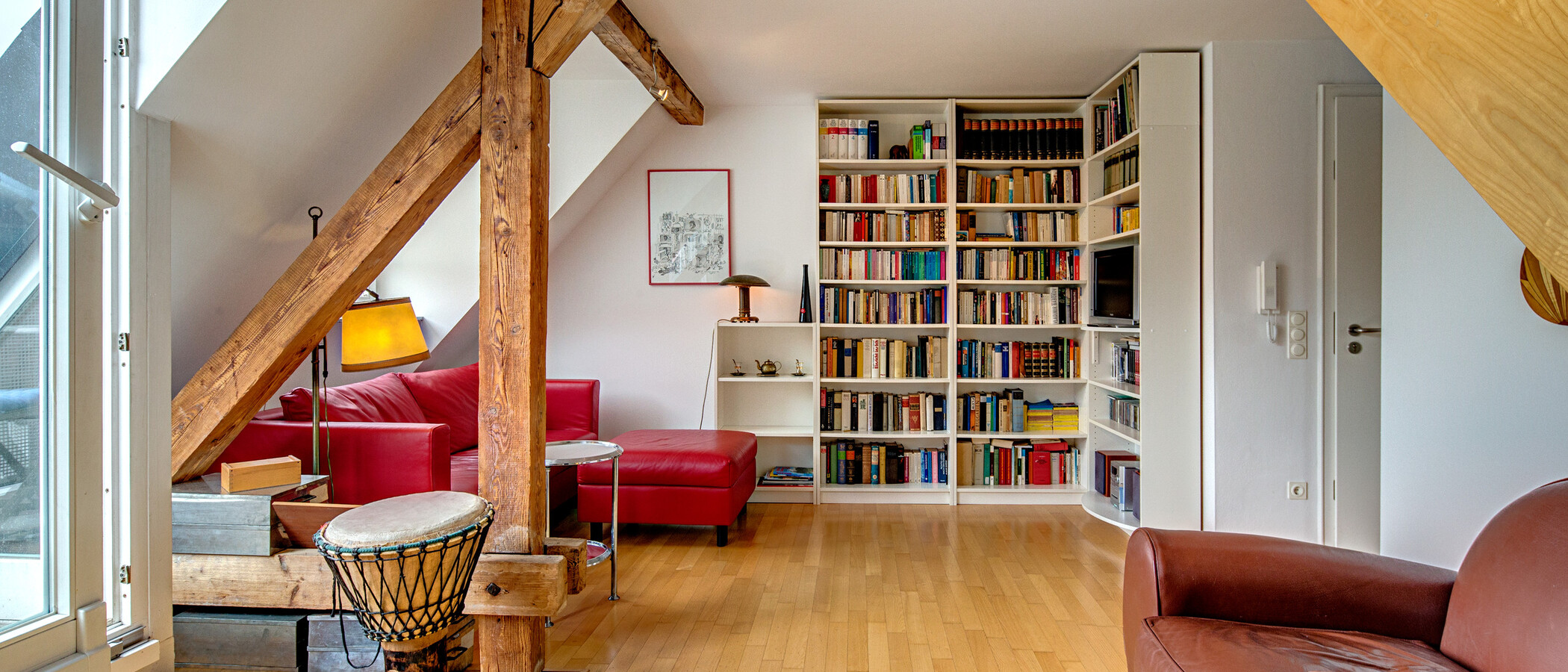 複層住宅 München Schwabing (links der Leopoldstraße) 01 リビングエリア 1090