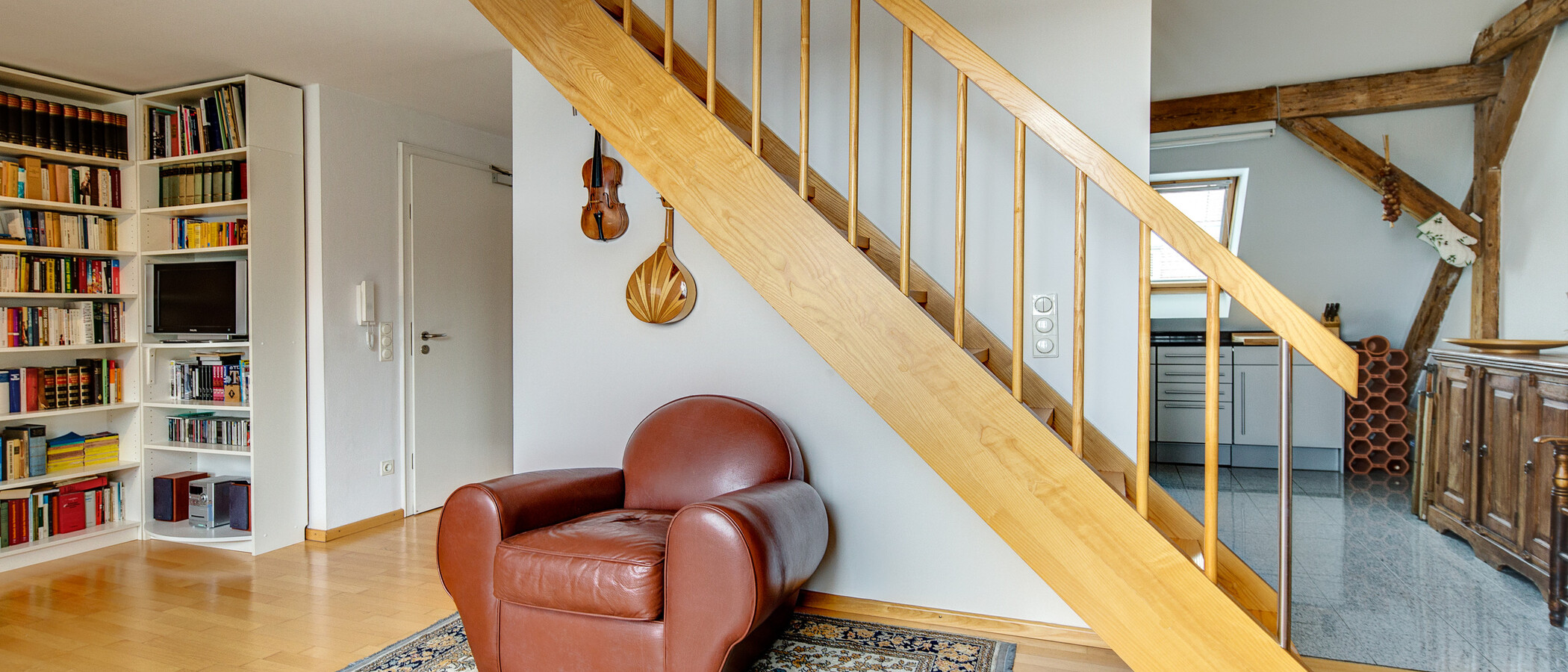 複層住宅 München Schwabing (links der Leopoldstraße) 04 リビングエリア 1090