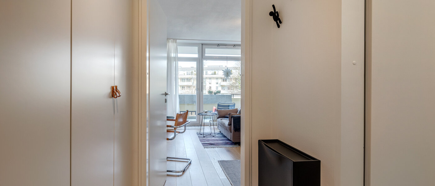 マンション München Obermenzing 01 玄関入り口 10924