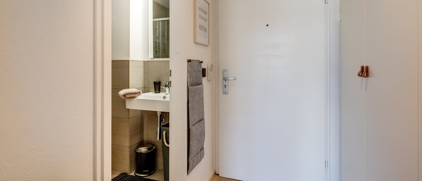 マンション München Obermenzing 02 玄関入り口 10924