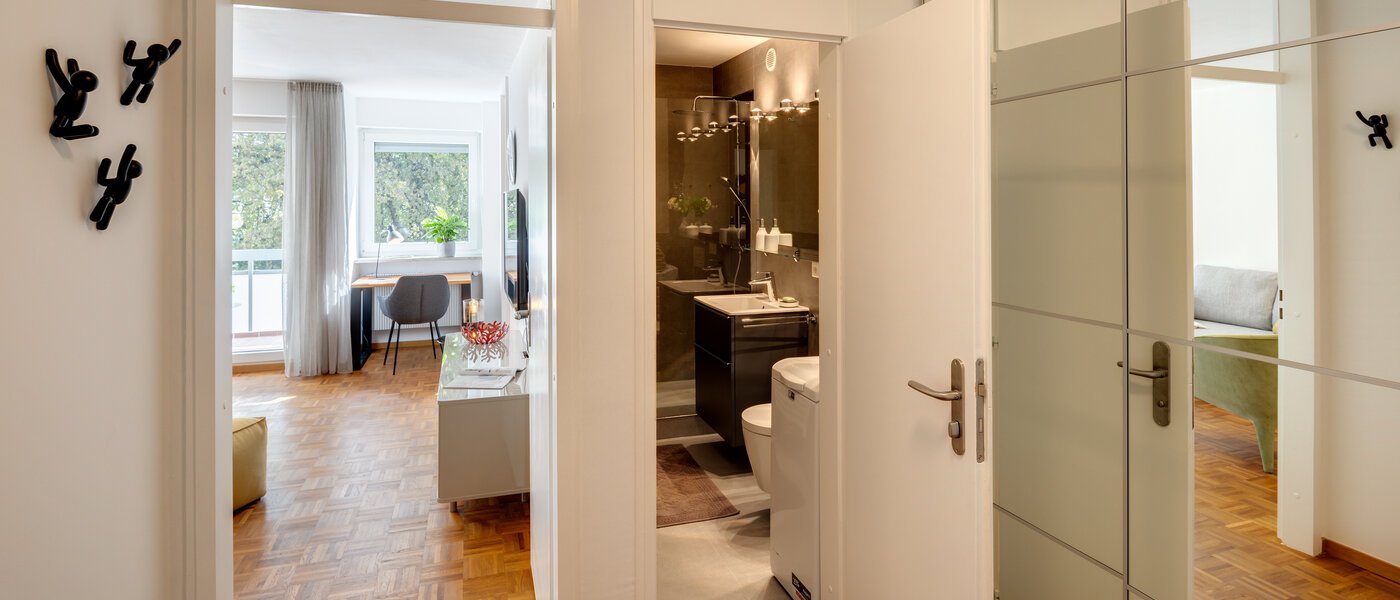 マンション München Westpark 01 玄関入り口 10928