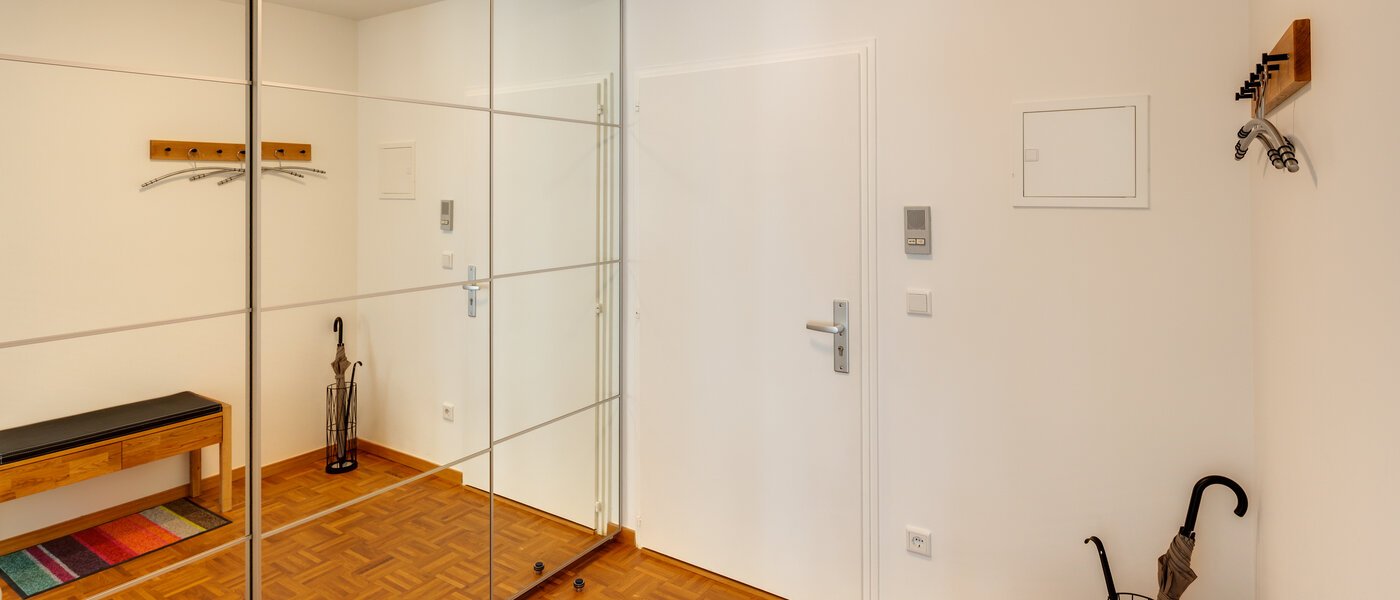 マンション München Westpark 02 玄関入り口 10928