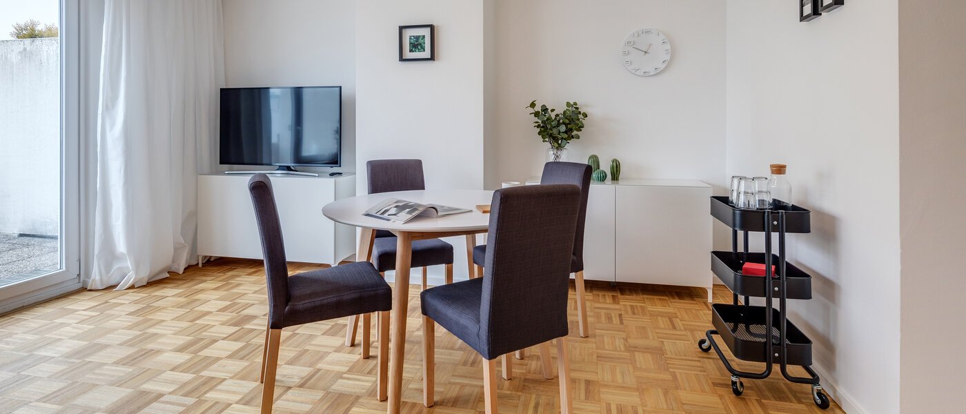 マンション München Neuhausen 02 リビングルーム 10941