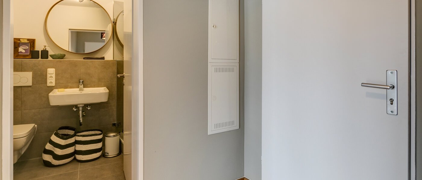 マンション München Sendling-Westpark 02 玄関入り口 10942