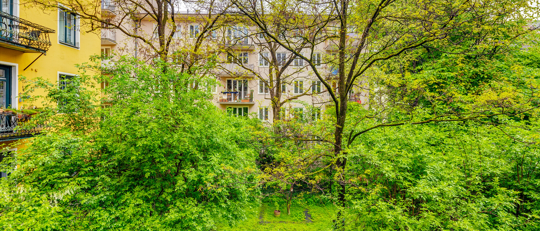 アパルトマン München Schwabing (links der Leopoldstraße) 02 物件からの眺め 1095