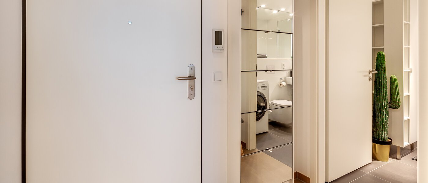 マンション München Sendling 03 玄関入り口 10973