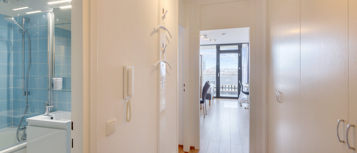 マンション München Schwabing-West 02 玄関入り口 10978