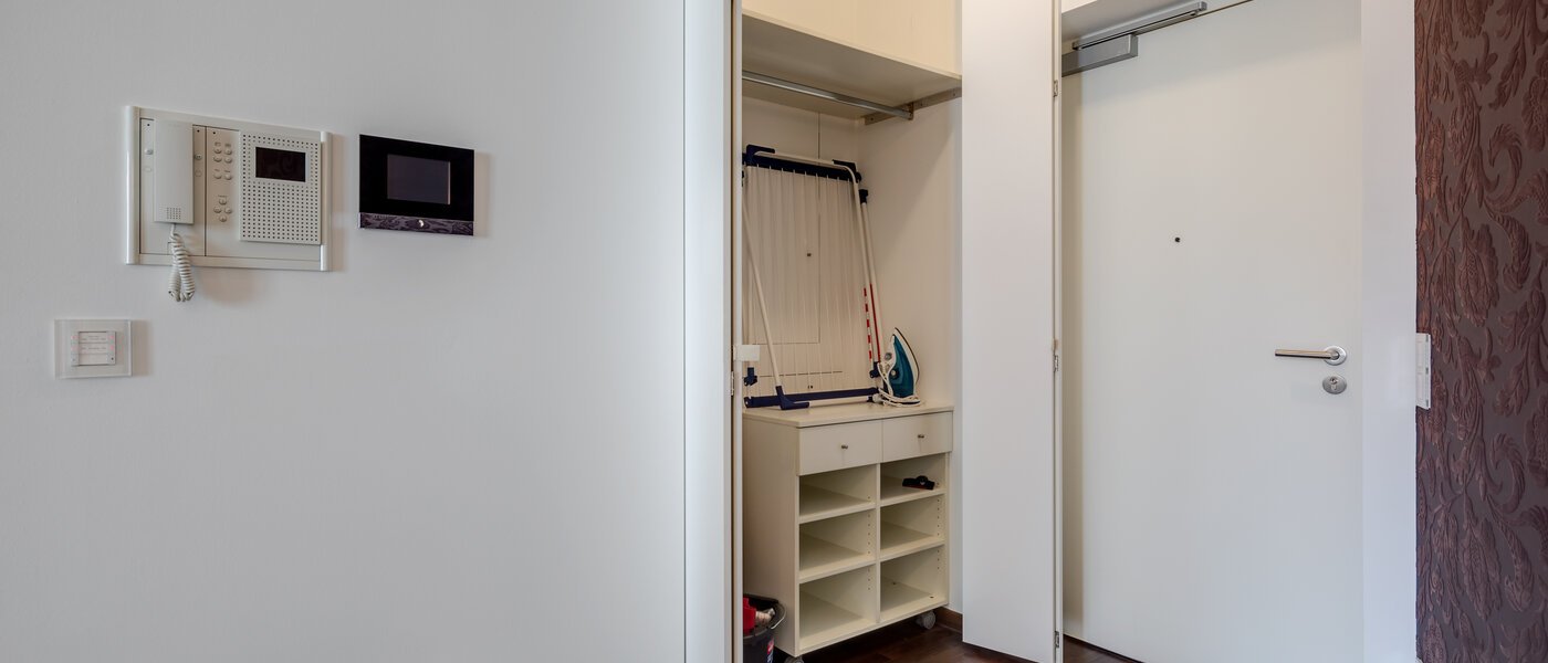 マンション München Altstadt 02 玄関入り口 11002