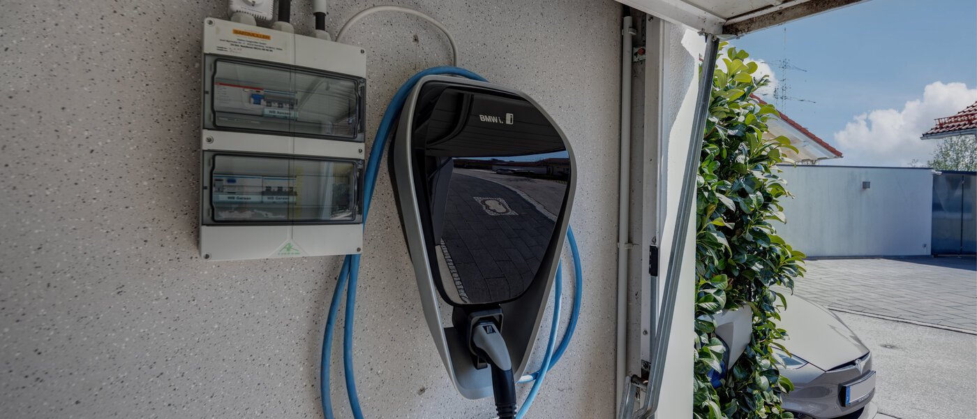 セミ・デタッチド・ハウス（一戸建てを二つに分けた家屋） Gröbenzell 01 特記事項 11015