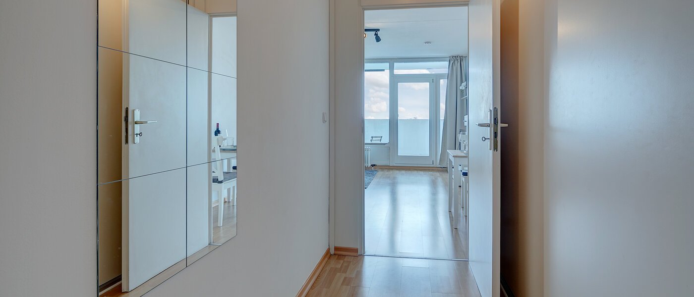 マンション München Moosach 01 玄関入り口 11021