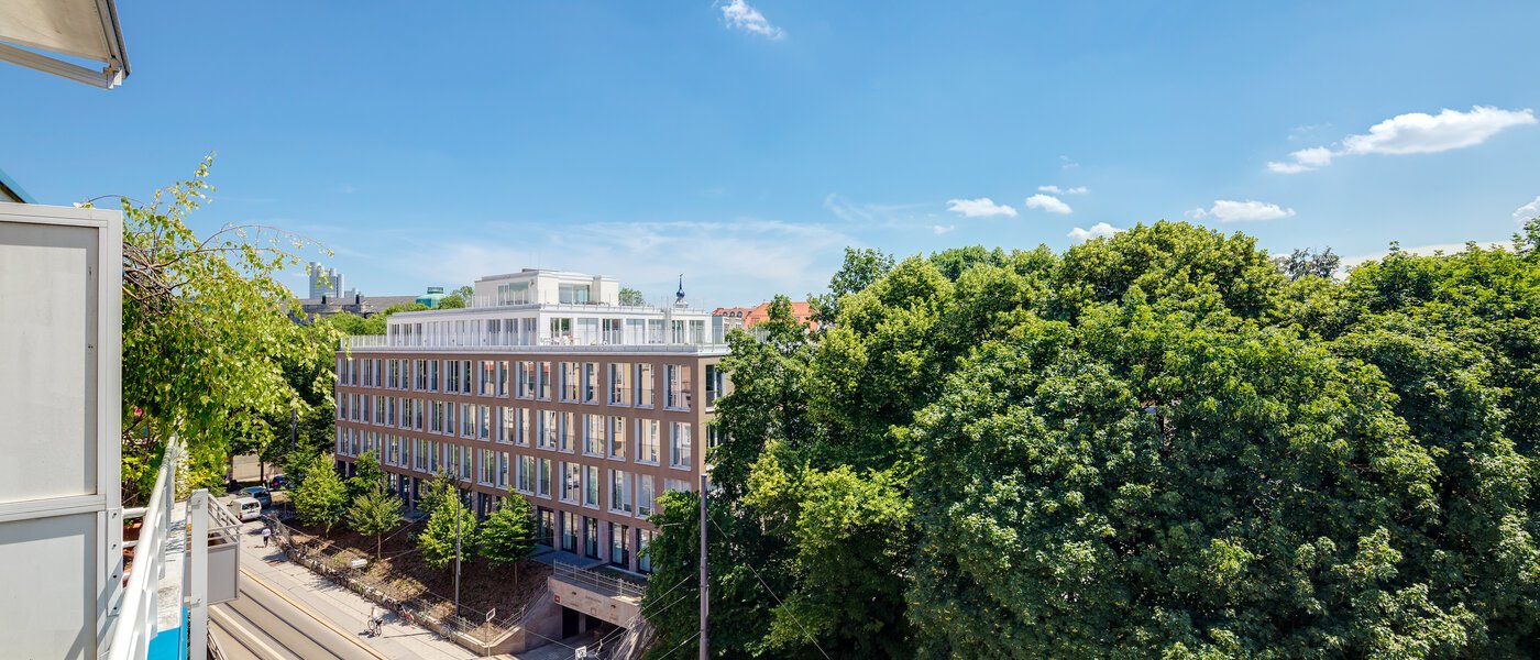 ペントハウス München Bogenhausen 02 物件からの眺め 11076