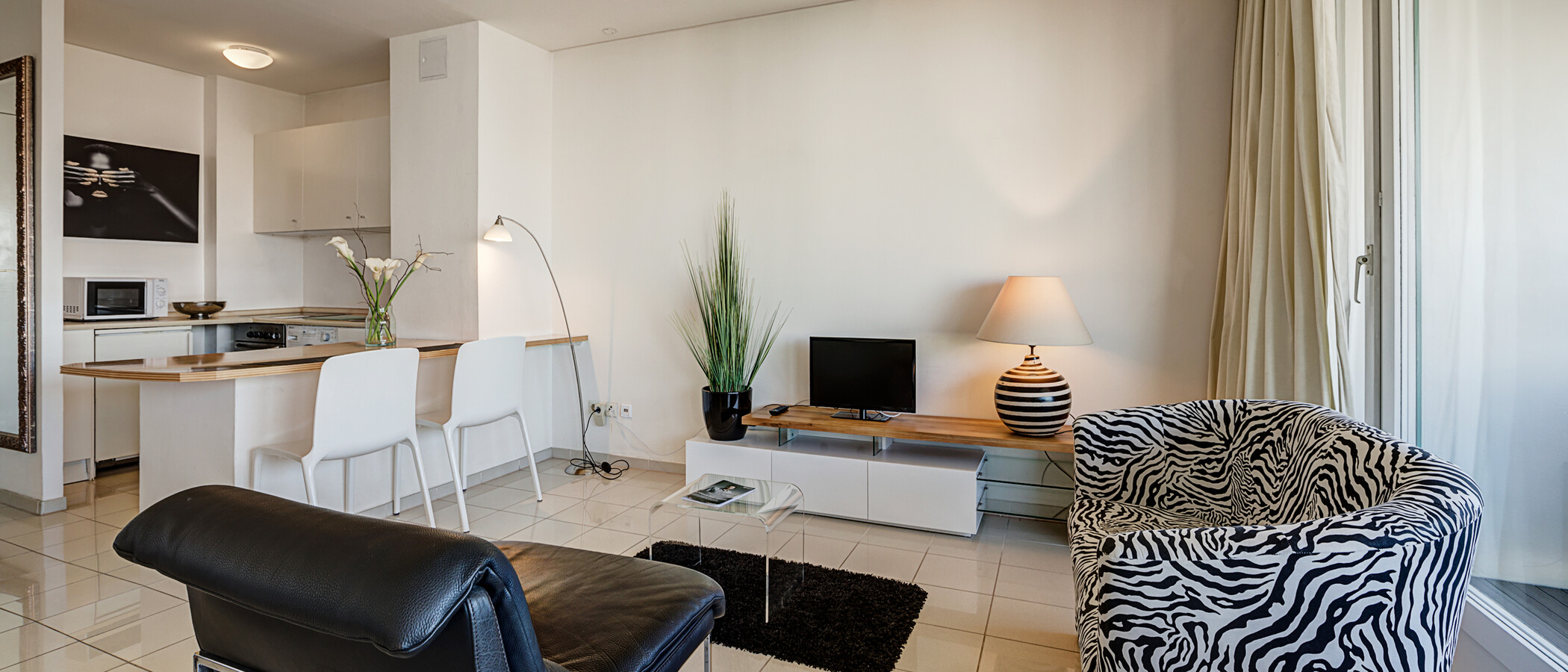 マンション München Johanneskirchen 02 リビングルーム 1110
