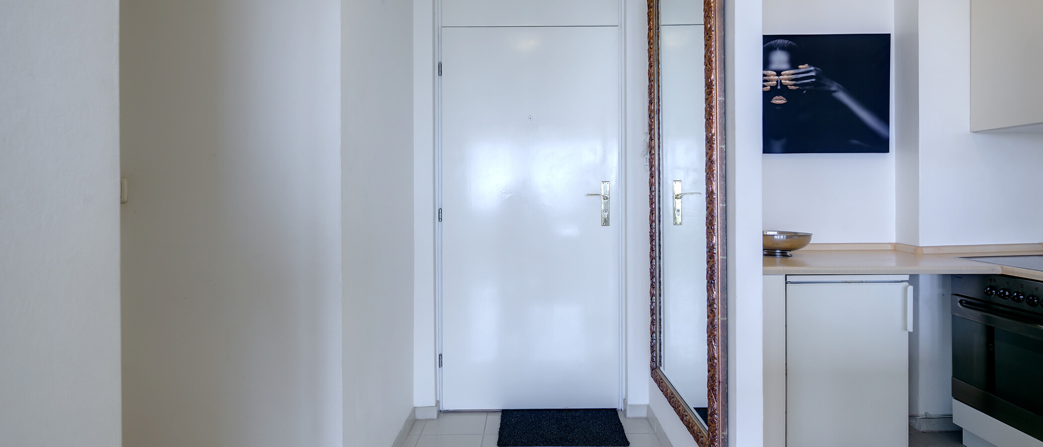 マンション München Johanneskirchen 01 玄関入り口 1110