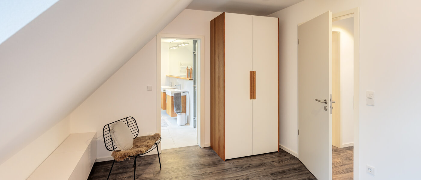 メゾネット・マンション（複数階にわたるマンション） München Pasing 03 1. 寝室 11136