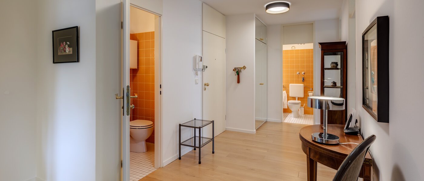 マンション München Herzogpark 02 玄関入り口 11149