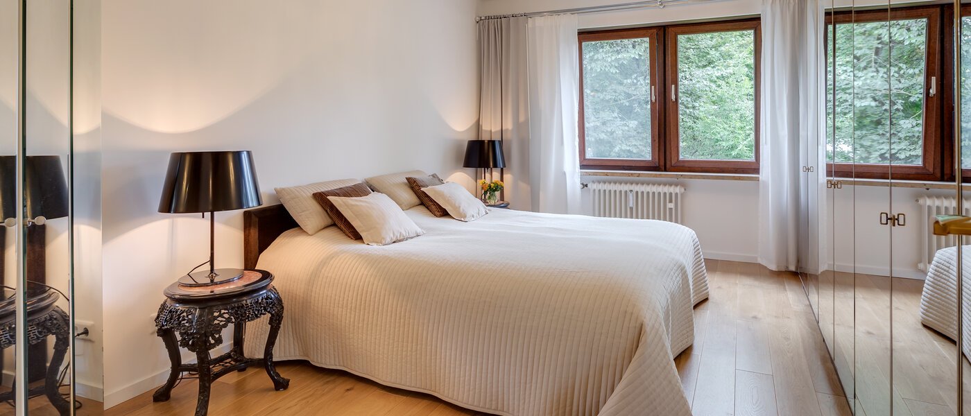 マンション München Herzogpark 01 寝室 11149