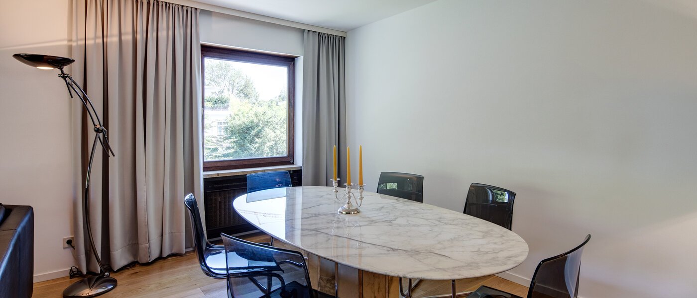 マンション München Herzogpark 03 リビングエリア 11149