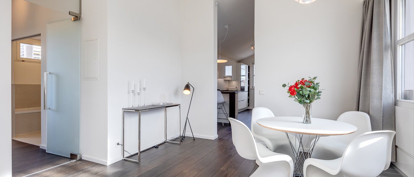 ペントハウス München Arabellapark 04 リビングエリア 11226