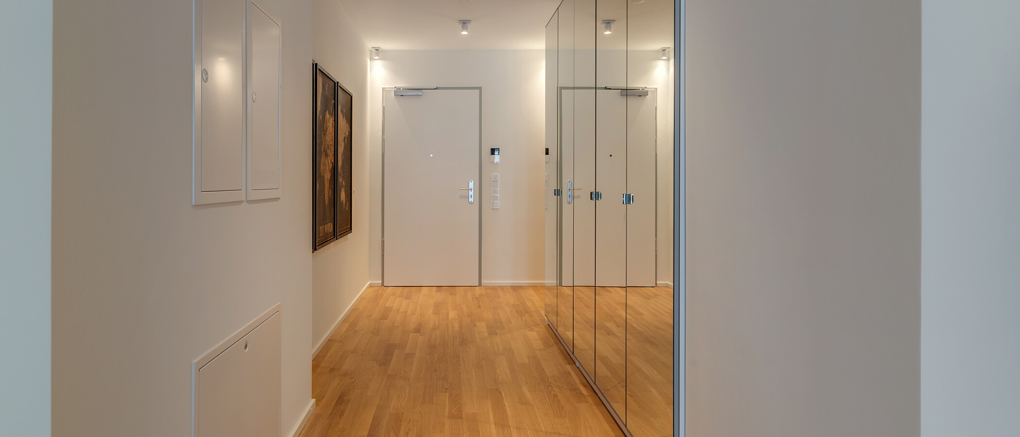 マンション München Schwabing (rechts der Leopoldstraße) 02 玄関入り口 11242