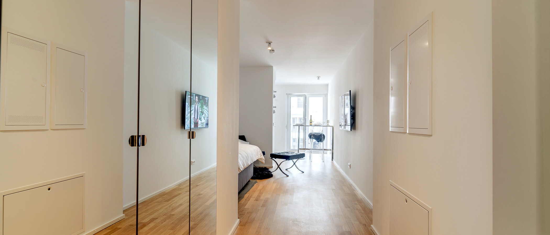 マンション München Schwabing (rechts der Leopoldstraße) 03 玄関入り口 11242