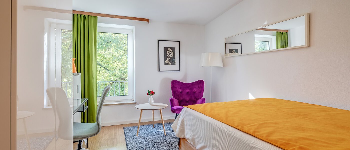 マンション München Parkstadt Bogenhausen 01 2.　寝室 11256