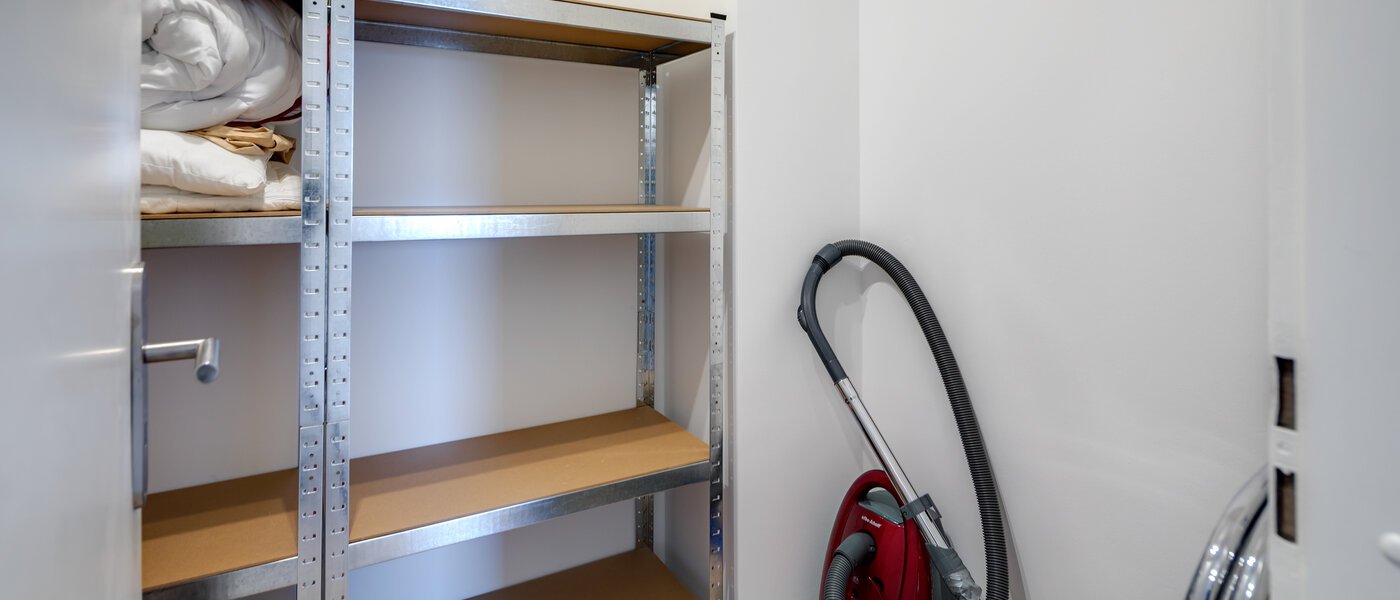 マンション München Sendling 01 貯蔵室 11282