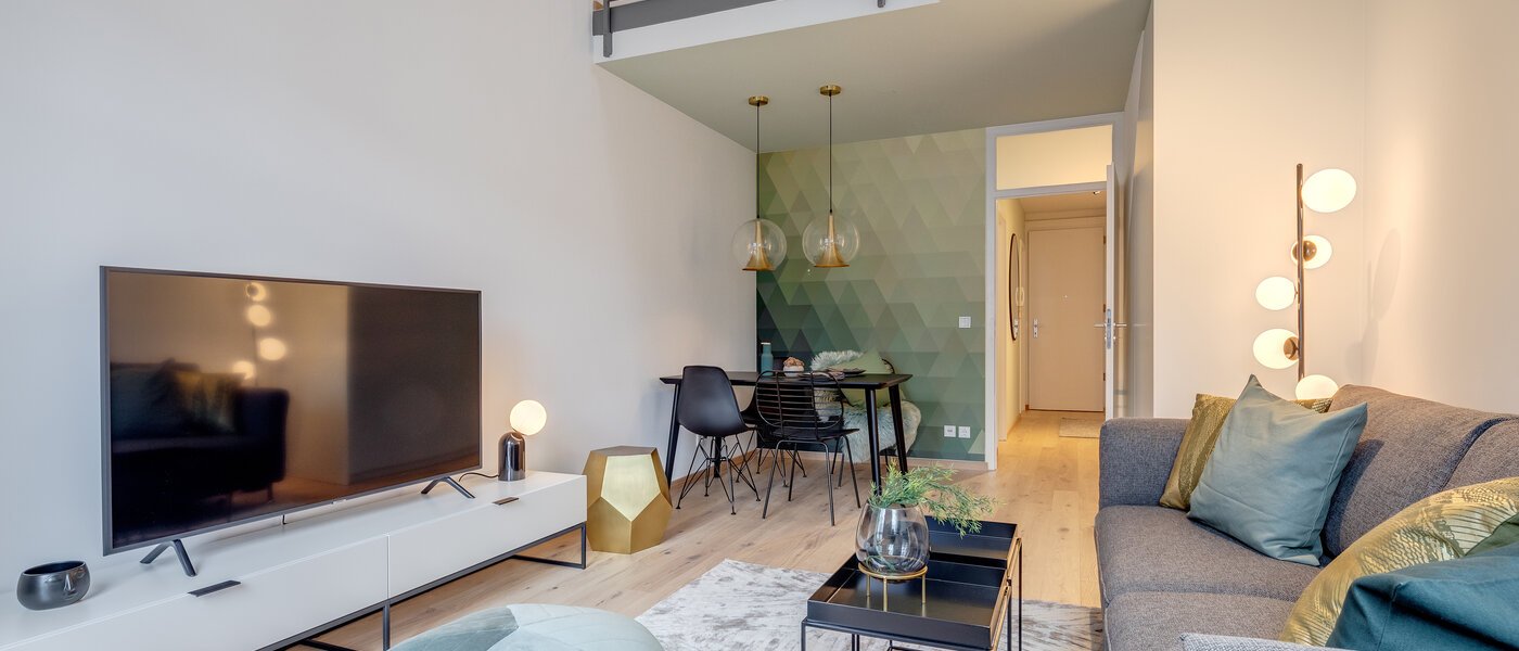 複層－回廊住宅 München Maxvorstadt 01 リビングエリア 11294