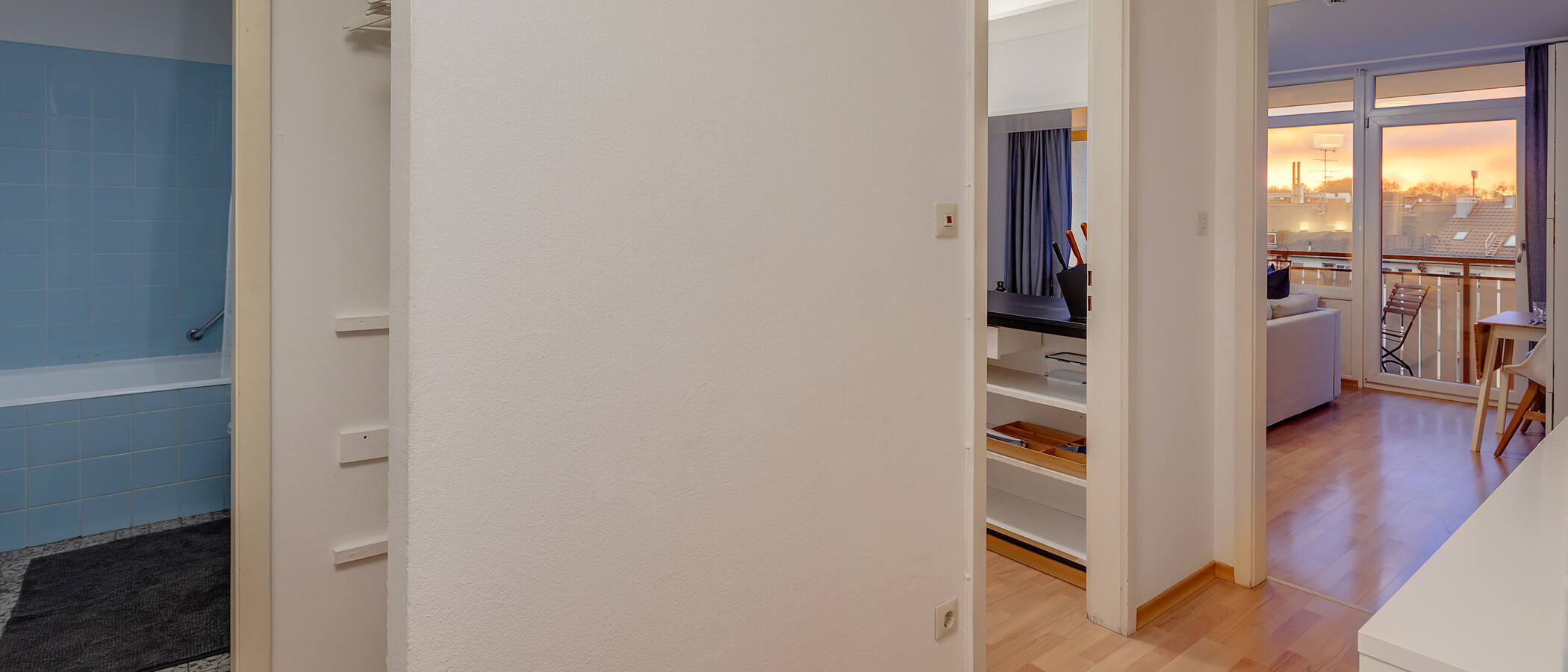 マンション München Schwabing-West 04 玄関入り口 11320